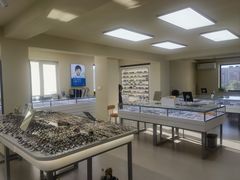-潘多拉眼镜·蔡司依视路明月(潘家园店)