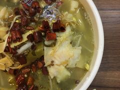 -捞鱼儿·酸菜小鱼(双塔西街店)