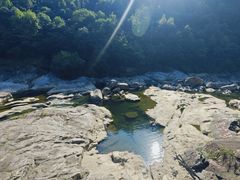 -燕子河大峡谷天坑仙境