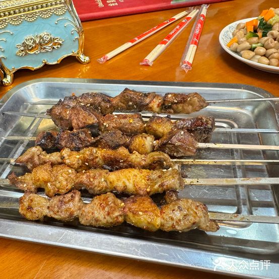 金泉烧烤美食店