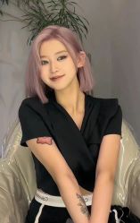 -丝语萱形象