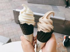脆筒冰淇淋-喜茶(广州荔湾领展广场店)
