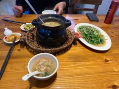 -皮蛋弟砂锅店(总店)