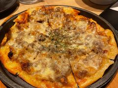 特色牛肉薄脆pizza-INSA Korean Bistro饮鲨韩食酒馆