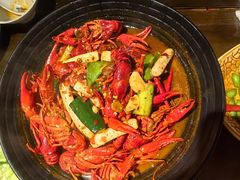 -聚汇三少·龙虾·中餐厅(莫邪路新天地店)