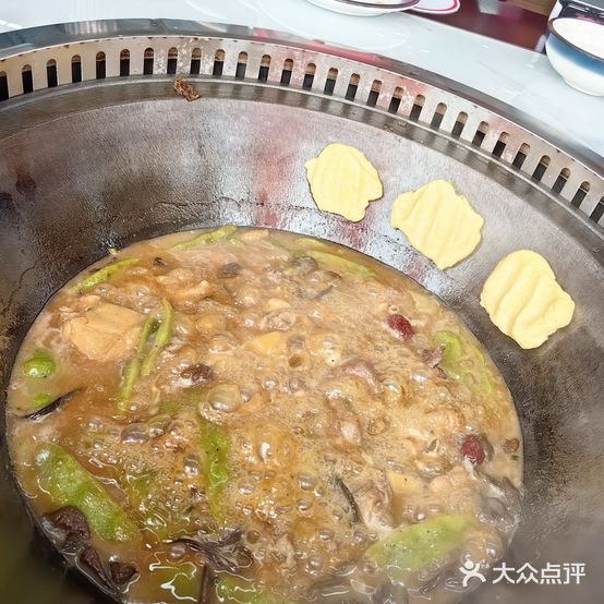 雪乡风情铁锅炖(集美店)