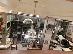 -玛格萝妮比萨屋(四平店)