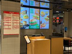 -麦当劳(四平路店)