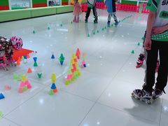 -阿布溜溜(同曦假日百货店)