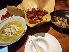 -外婆私房菜(新亚百货店)