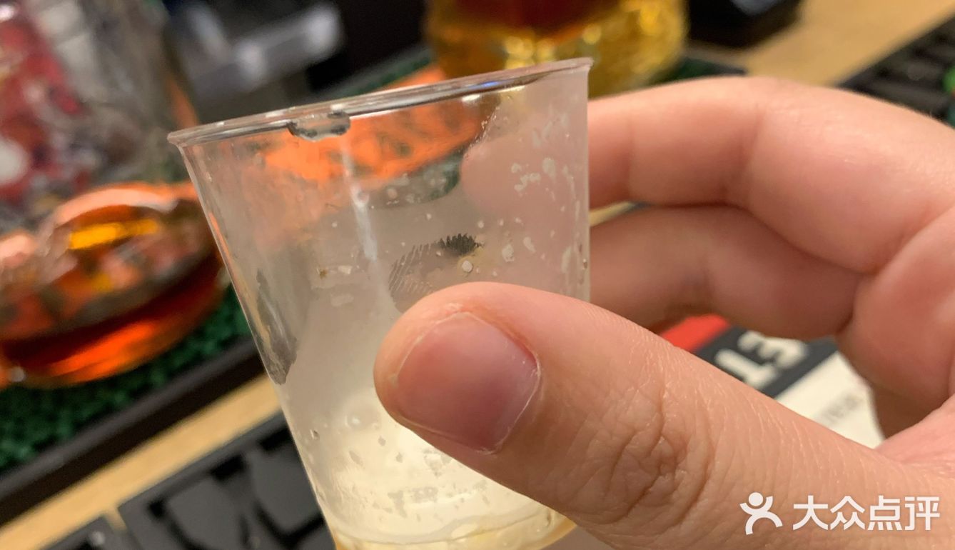 不枉我开车十几公里探的店小哥特调-柠檬茶 本人是柠檬