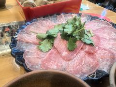 -苗阿哥酸汤牛肉火锅(体育场店)