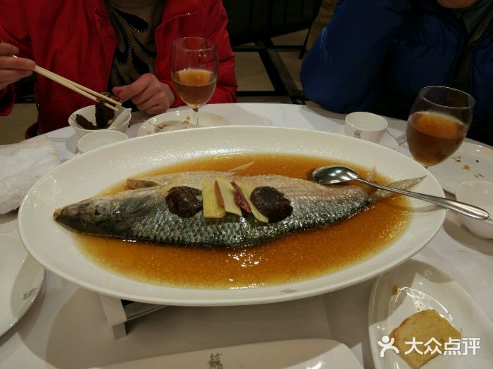 苏浙汇(绿洲中环店)清蒸鲥鱼图片