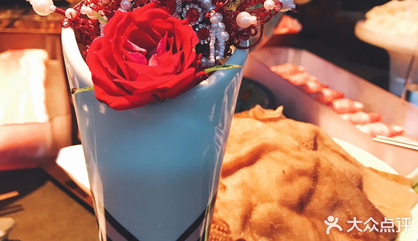 北京必吃榜 | 王府井听着京剧吃着京味儿火锅