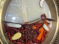 -欠火锅·水牛毛肚·团建聚餐·生日宴(何山路店)