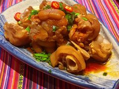 -香巴拉云南餐厅(华莱坞店)