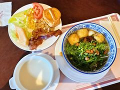 -东莞塘厦三正半山温泉酒店·沙利文西餐厅