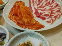 牛五花、酱五花肉-金顺韩式烤肉·网红烤肉店(广利路店)