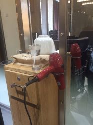 点击看大图 -简法造型·品牌形象店