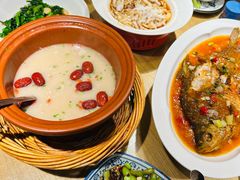 -董厨煨汤馆(车站路店)