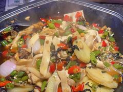 -蛙来哒(华新步步高店)