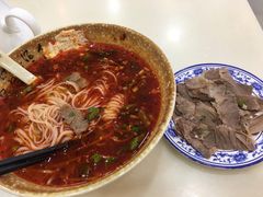 -伊鼎牛肉面(潍坊路店)
