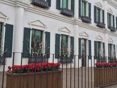 -月亮河温泉度假酒店