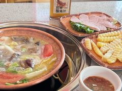 -阿婆情腊排骨火锅(金虹路店)