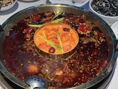 -二荆条·蜀鲜汇城市森林火锅