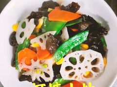 -鲸育宝宝月嫂(徐汇店)