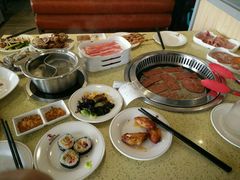 -鑫海汇海鲜烤肉火锅自助(七彩城店)