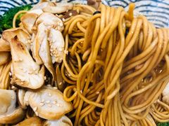 松茸干拌面-囿面传统制面馆(中央路店)