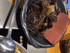 -呷哺呷哺 蔬菜畅吃(中发百旺店)