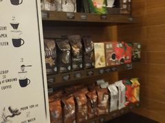零售区-星巴克(深圳龙华人民北店)