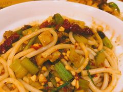 新疆炒米粉-西域阿里马新疆菜·清真(桂花路店)