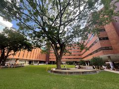 -香港理工大学