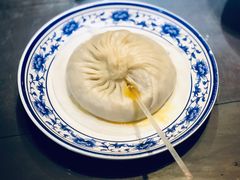蟹黄大汤包-九炉分座(个园店)