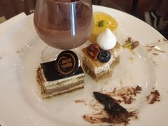 -富力希尔顿酒店·地阔自助餐厅