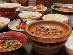 -阿瓦山寨·湘菜现炒·剁椒鱼头王(咸阳总店)