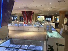 -巴黎三城(百联南方购物中心店)