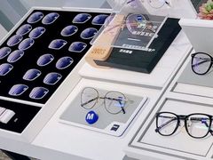 -浮光眼镜·蔡司视觉合作·数字验配中心(陆家嘴店)