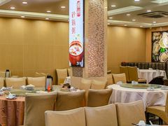 -粤盛海鲜平价店(洛溪食街店)
