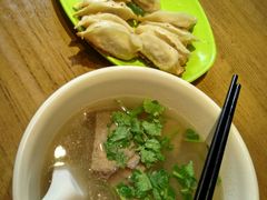 -锅贴王小吃(南大街店)