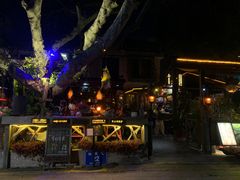 -城墙外BAR