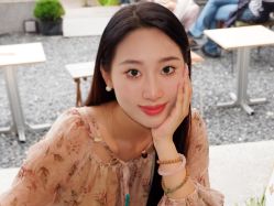 -UGIRL有个美甲