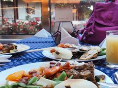 -亮马河饭店翠雅咖啡厅