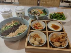 -芙蓉巷成都名小吃(丹尼斯2天地店)
