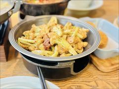 -蜜桃餐厅·伴山(湖滨商业街店)