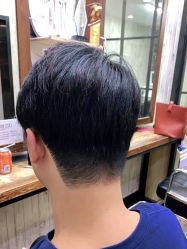 -首脑美发沙龙