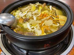 -菌之家·专业纯野生菌火锅·特色炒菌